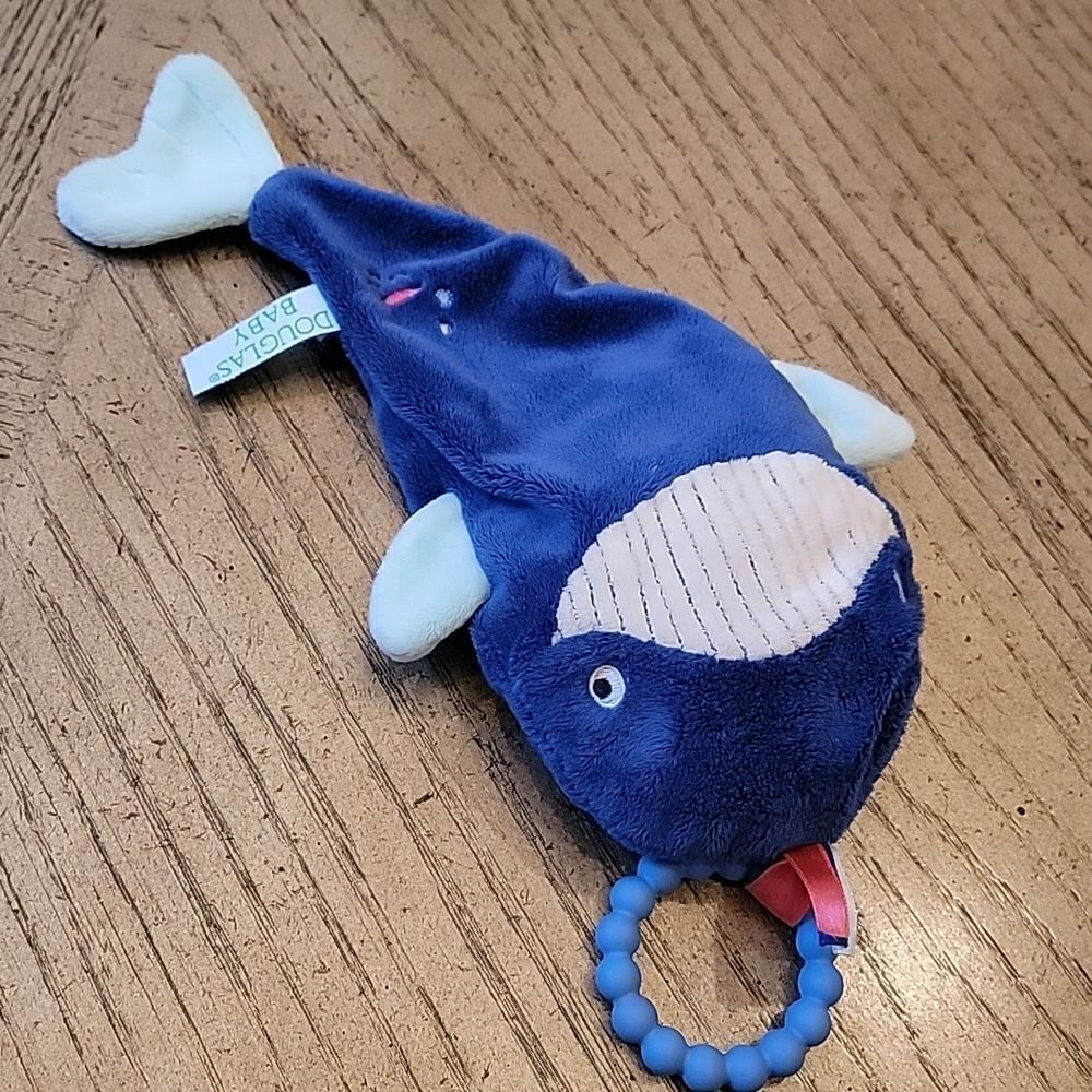 Douglas baby cuddle whale with attached teether ring, New never used 💙